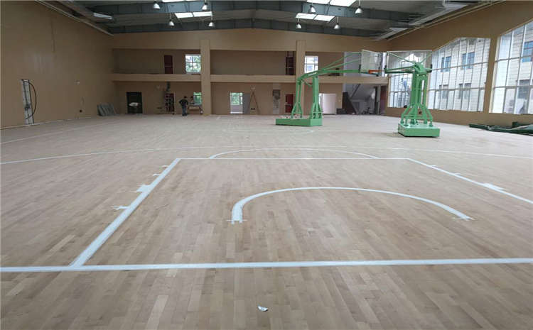 22厚運動體育地板怎么保養?